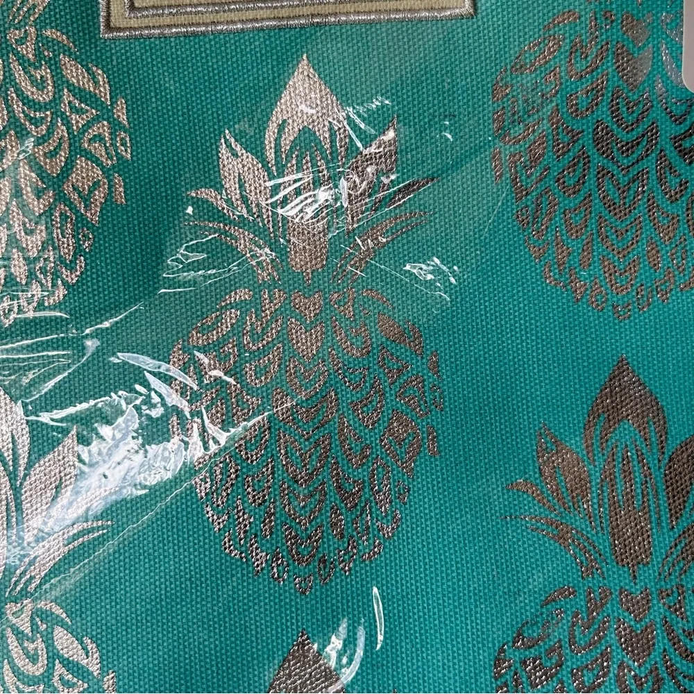 Hawaiian tote turquoise blue canvas bag with sliver pineapple print NWT